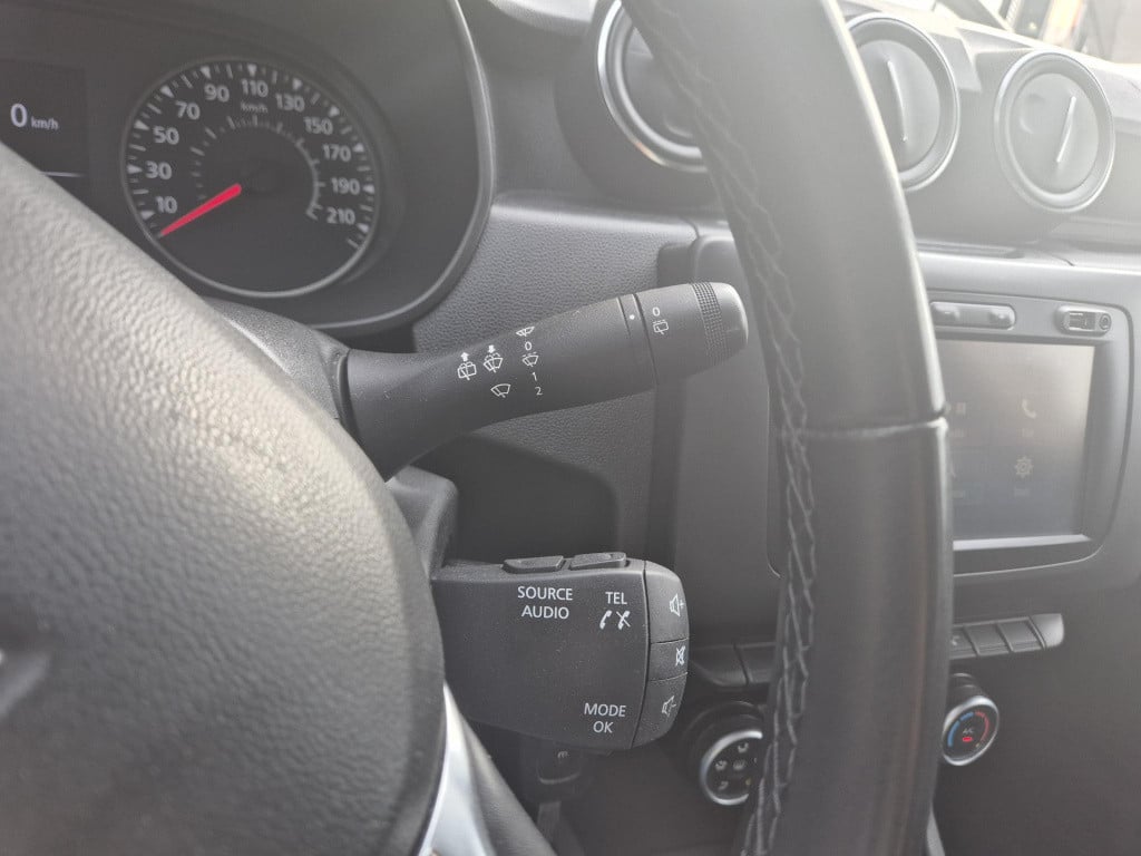 Dacia Duster tce 125 comfort navigatie, camera, bluetooth, cruise control