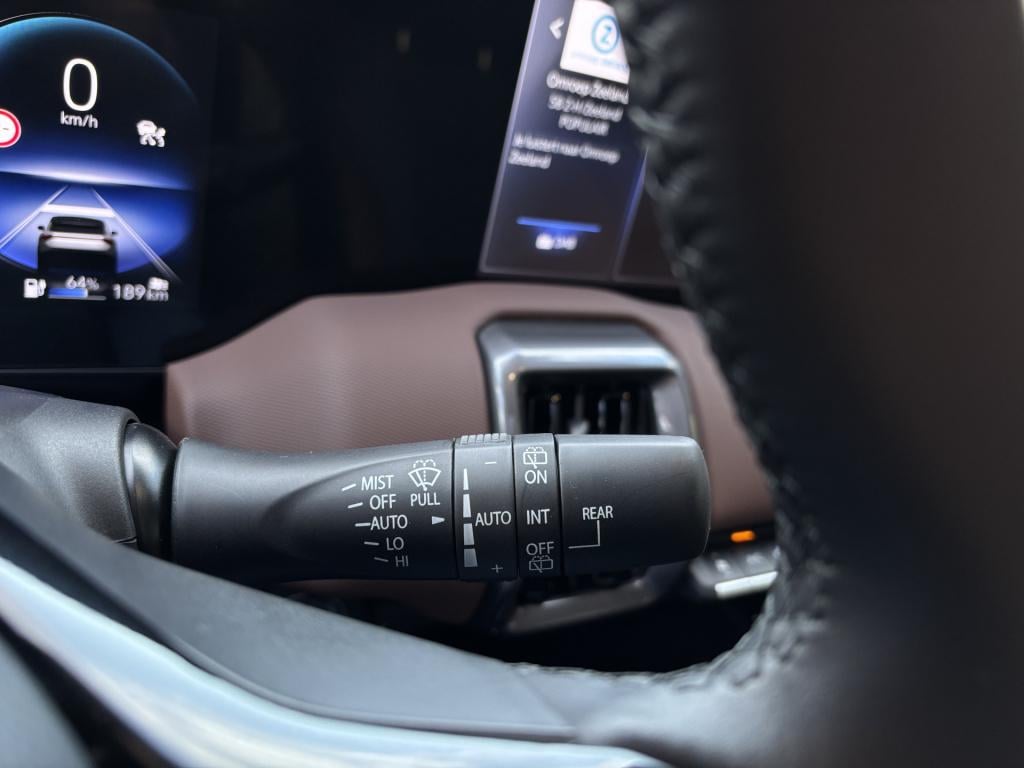 Suzuki E Vitara style 61 kwh