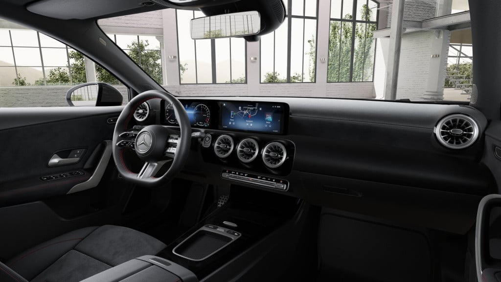Mercedes-Benz A-Klasse 250 e business solution amg | trekhaak | nightpakket