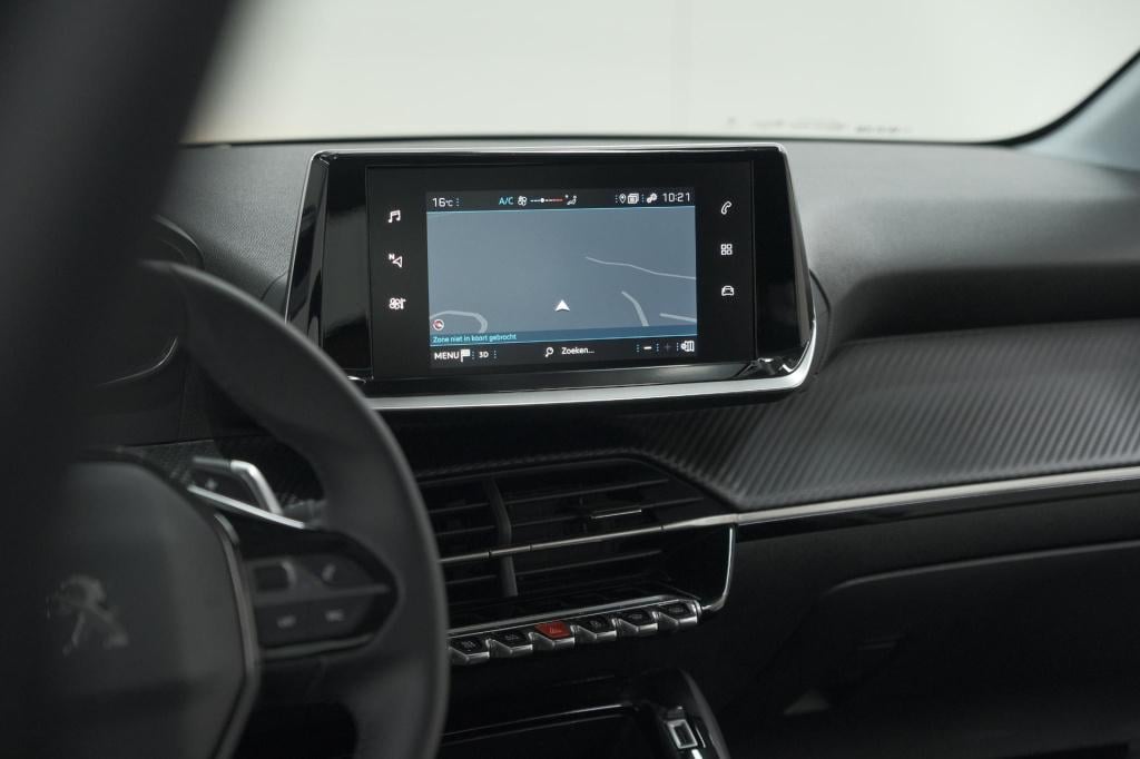 Peugeot 208 puretech 100 eat8 active pack | apple carplay | parkeersensoren