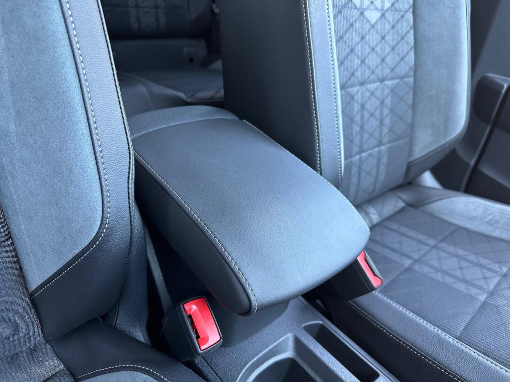 Volkswagen T-roc 1.5 tsi 150pk dsg r-line | camera | keyless | elek. achter