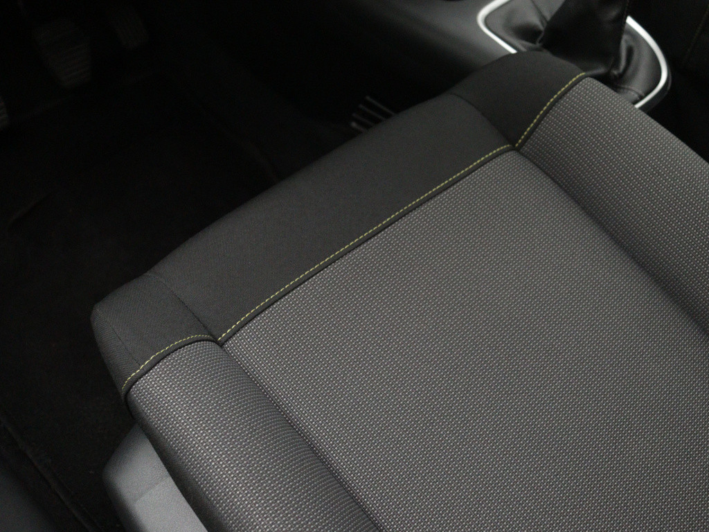 Citroen C3 82 pk feel | rijklaar | parkeersensoren rondom | apple carplay \