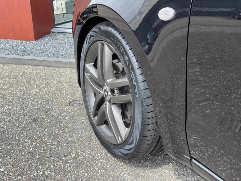 Mercedes-Benz Vito tourer 250cdi 190pk lang aut. 8 pers leer | led | 19'' |