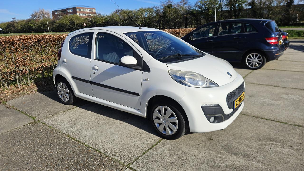 Zuinige 5drs PEUGEOT 107 Active / NL AUTO / NAP / AIRCO / APK 03-2027