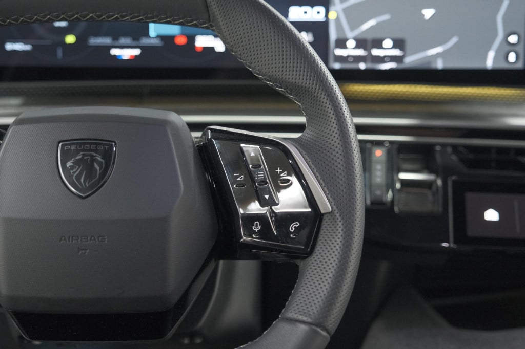 Peugeot 3008 hybrid 136 e-dsc6 gt | camera | adaptieve cruise control | ele