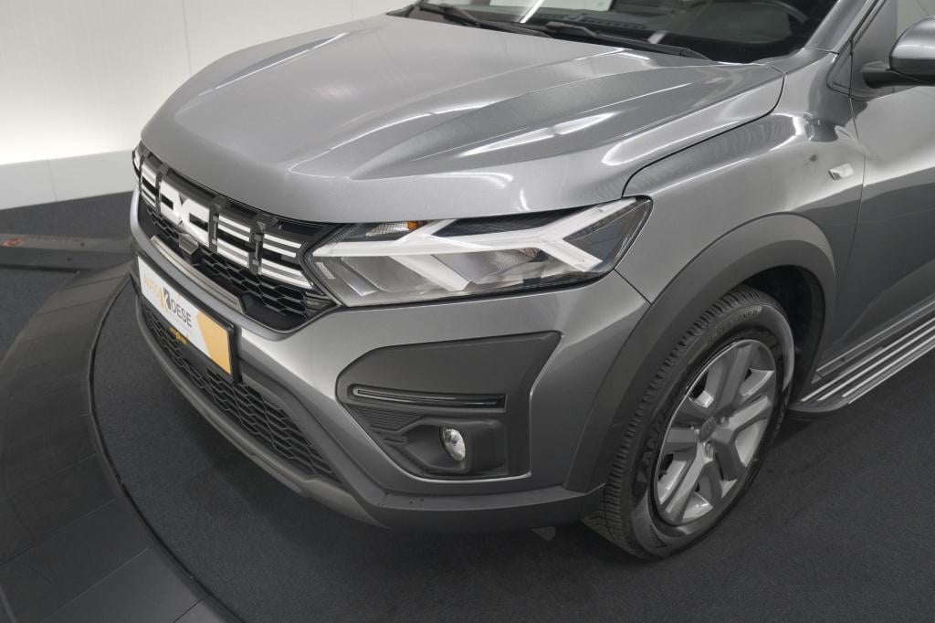 Dacia Jogger 1.6 hybrid 140 expression | 7 zitplaatsen | apple carplay | pa