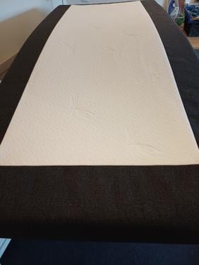 2 matrassen geheel als nieuw 90 x 200