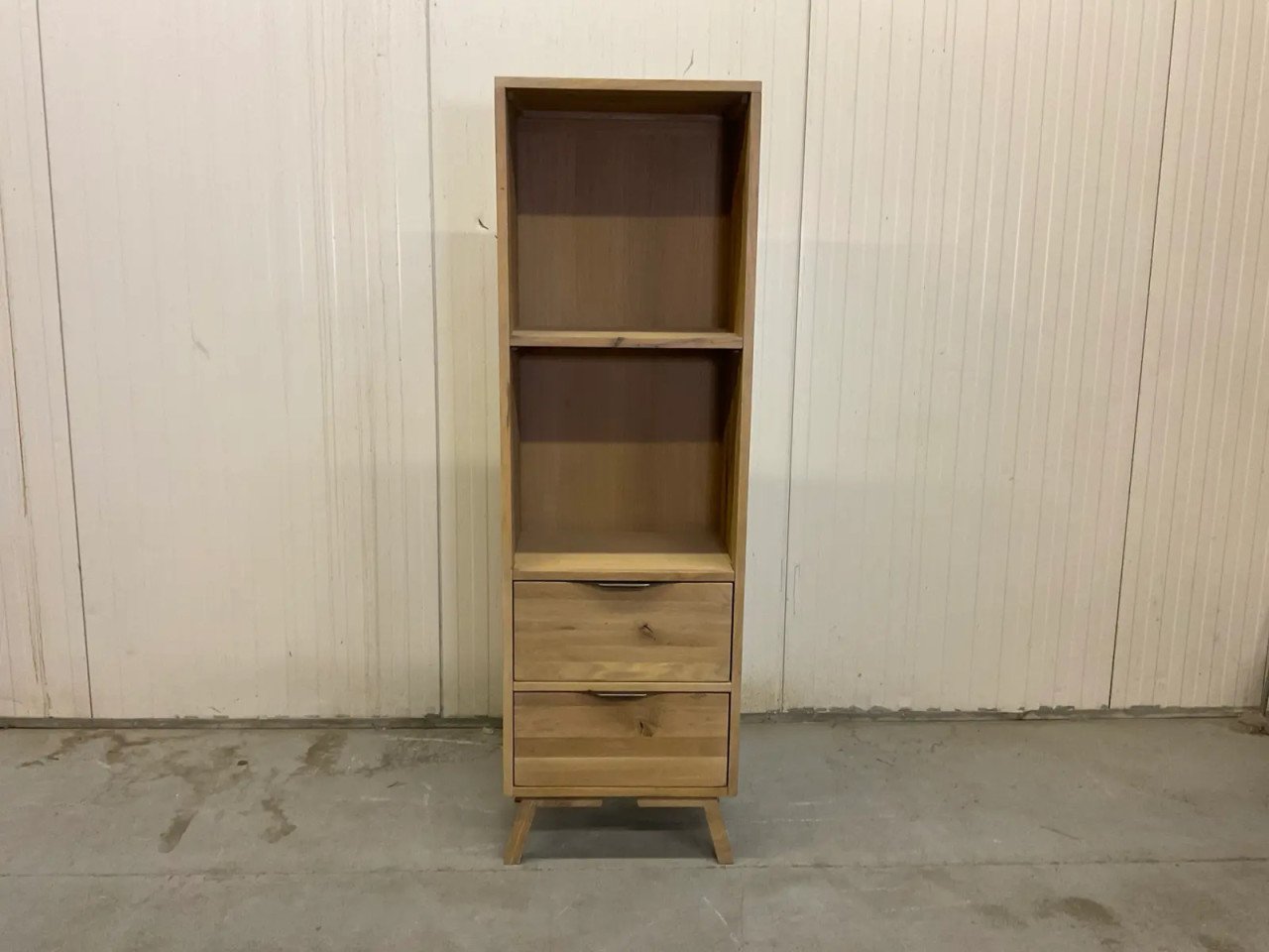 Nieuwe eiken kast / boekenkast in verpakking 195x60x40