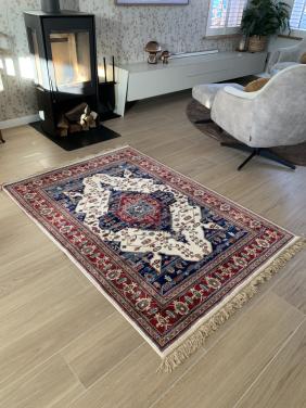 ✨Prachtig Sfeervol Vintage Vloerkleed gemaakt van Zijde✨