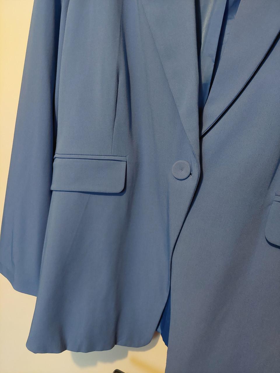 Mooie blauwe blazer nieuw maat 54