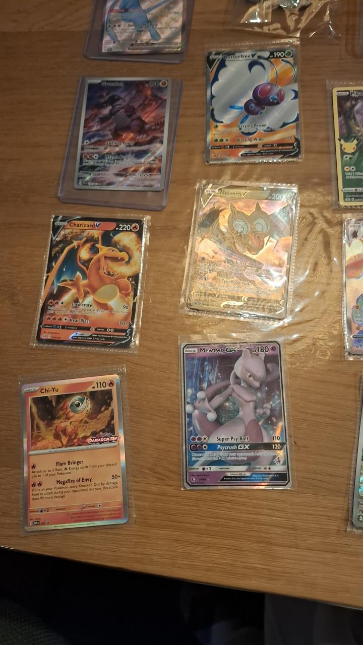 Pokemonkaarten+doos+dobbelstenen+coins