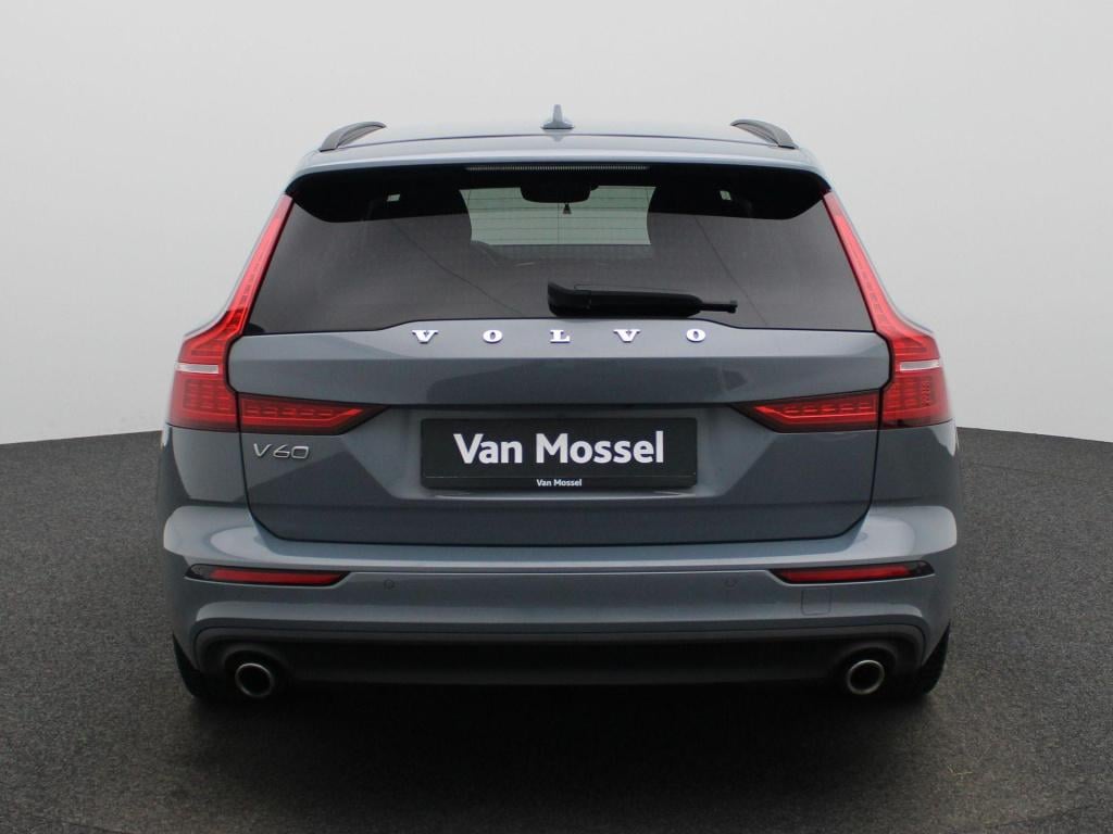 Volvo V60 2.0 b3 momentum | automaat | navigatie | apple carplay / android 