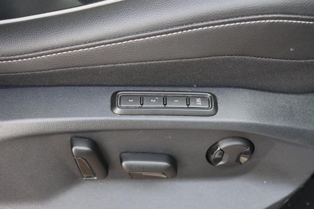 Volkswagen Tiguan 1.4 tsi ehybrid r-line business black style 245pk