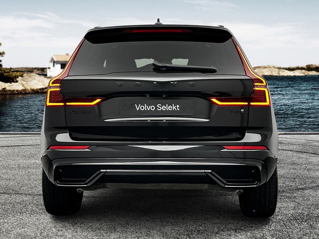 Volvo XC60 t6 398pk recharge ultra black edition| pano| 360camera| facelift