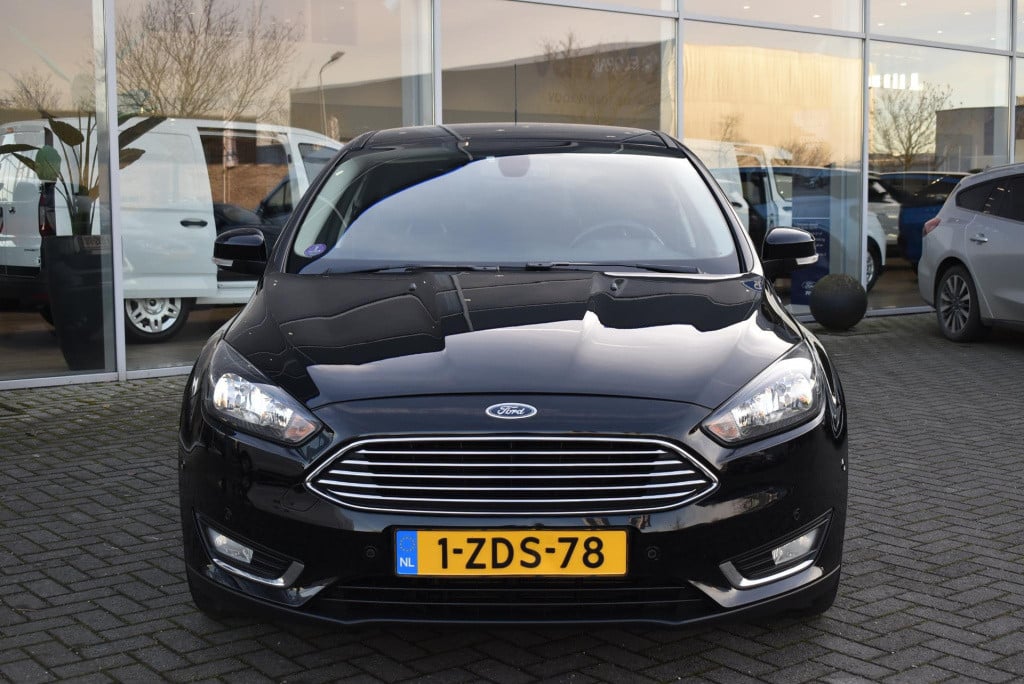 Ford Focus 1.0 titanium edition | climate control | cruise control | parkee