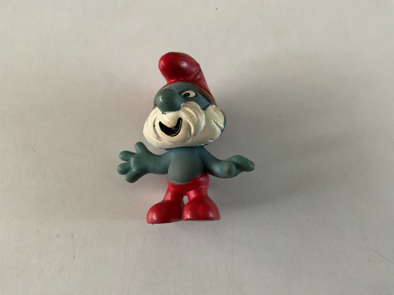 Heel veel verschillende Smurfen.  Schleich/Peyo.  Rubber.  +/- 5 cm hoog.