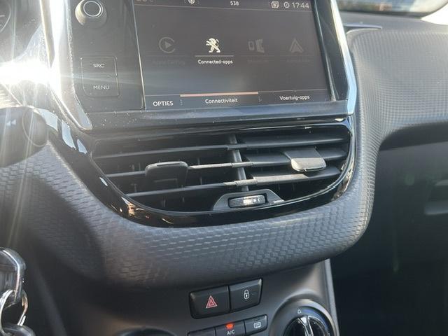 Peugeot 2008 1.2 puretech blue lion