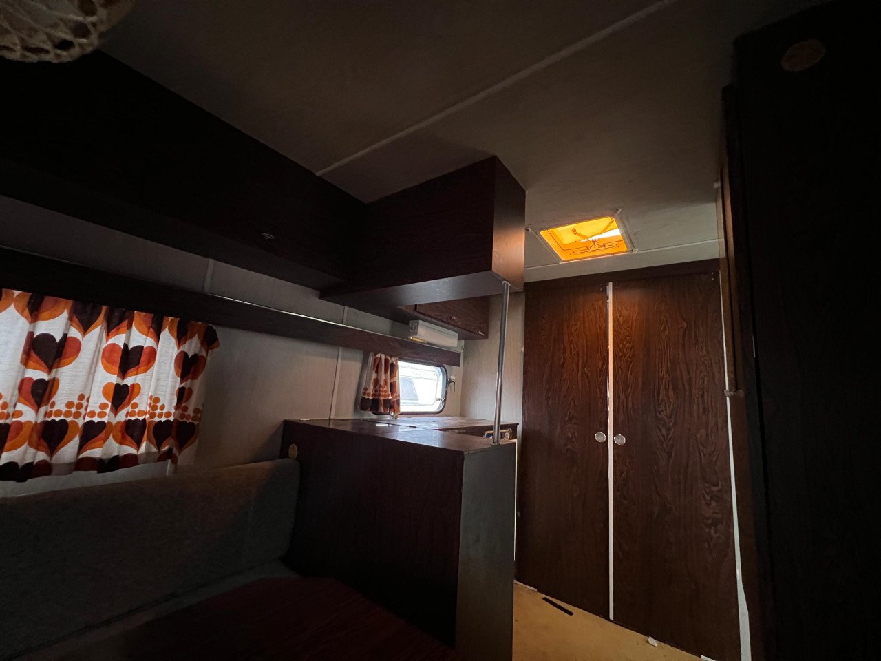 KIP caravan uit 1974! | met kenteken | RETRO