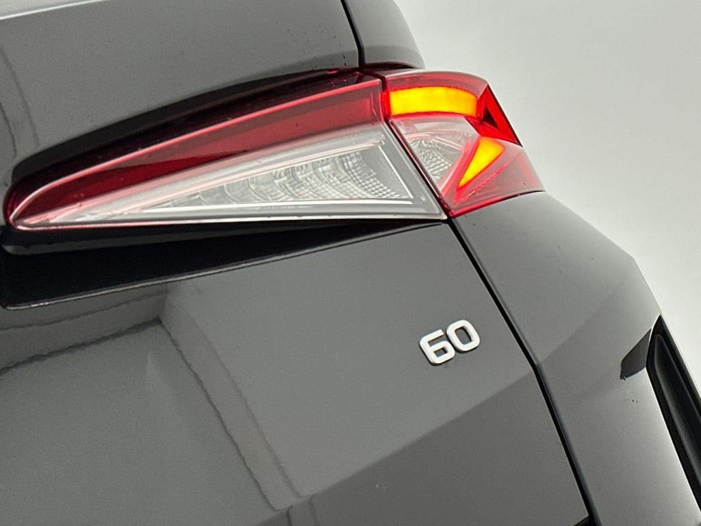 Skoda Elroq business edition tour elektromotor 150 kw / 204 pk