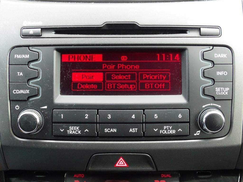 Kia Sportage 1.6 gdi x-ecutive plus pack | pano | bluetooth