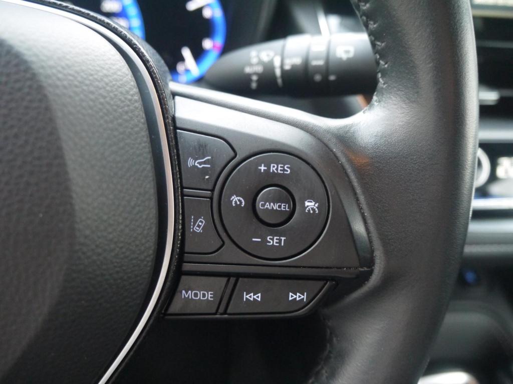 Toyota Corolla 1.8 hybrid dynamic|rijklaar