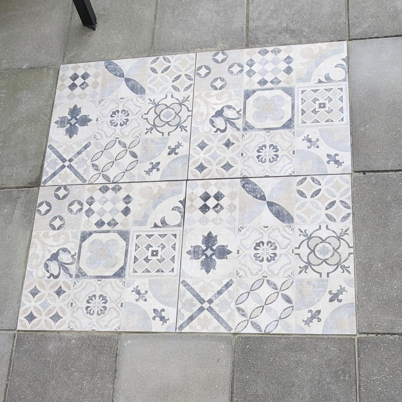 8 x Keramische tuintegels