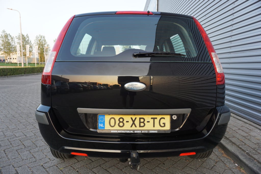 Ford Fusion 1.4-16v champion airco / elektr. ramen / trekhaak / nap