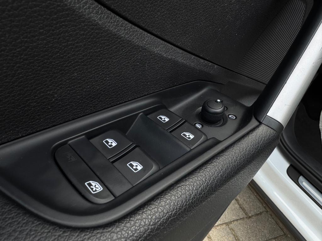 Audi Q2 audi q2 1.5 tfsi * s edition * virtual * camera * black pack