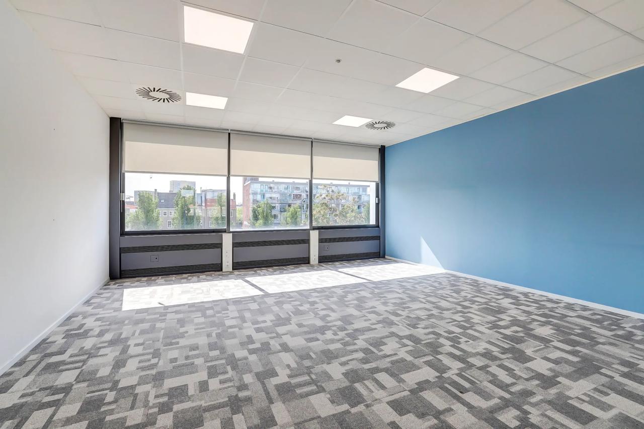 TE HUUR | Nette kantoorunits in het centrum van Vlissingen