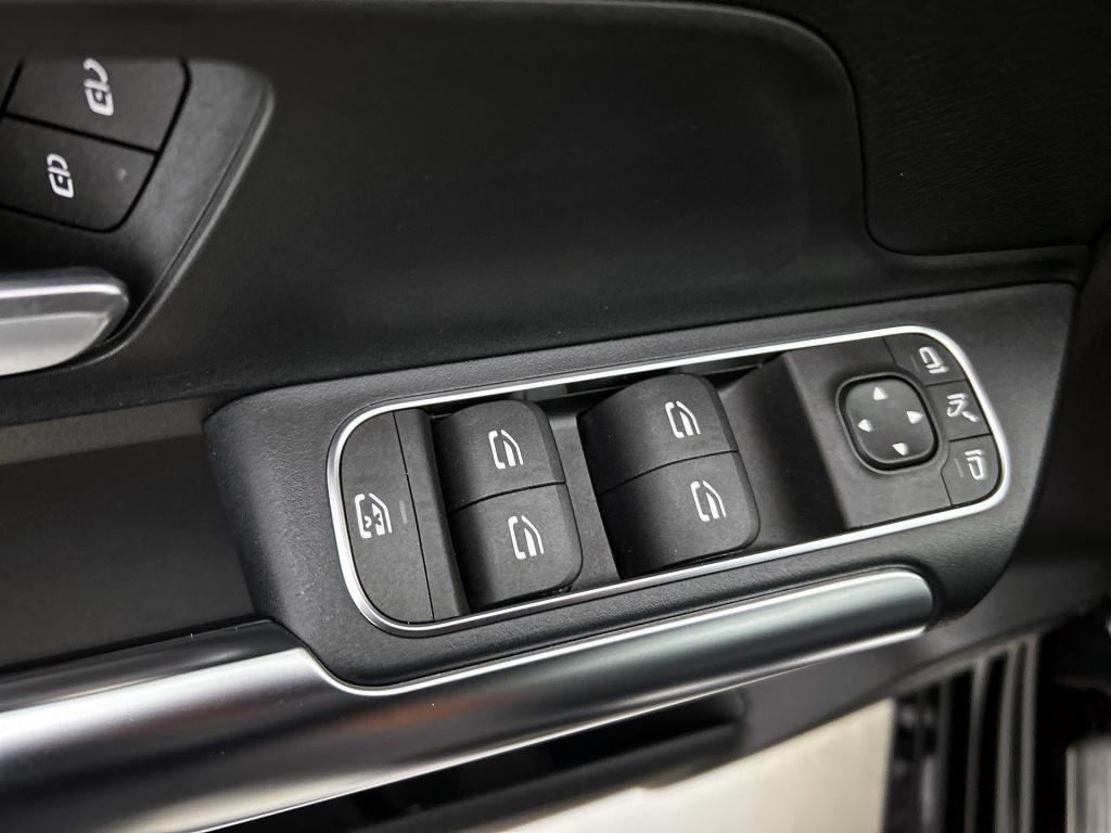 Mercedes-Benz B-Klasse 180 advantage | stoelverwarming | led | car play | p