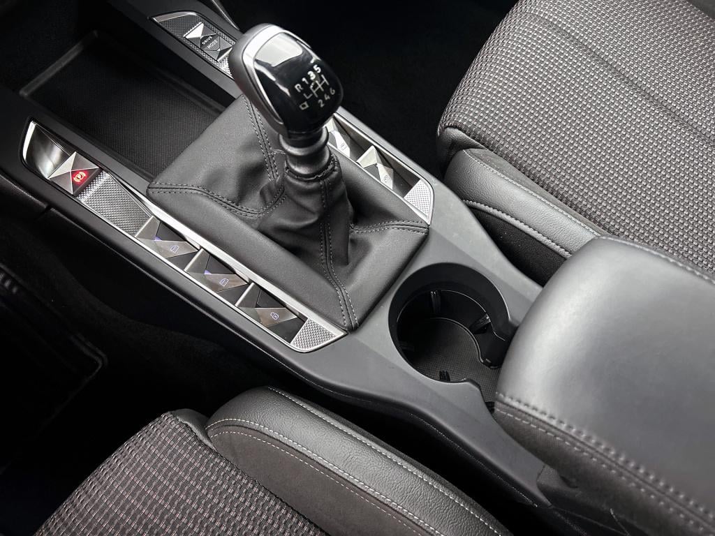 Ds Ds 3 100pk performance line | rijklaar | alcantara | keyless entry | par