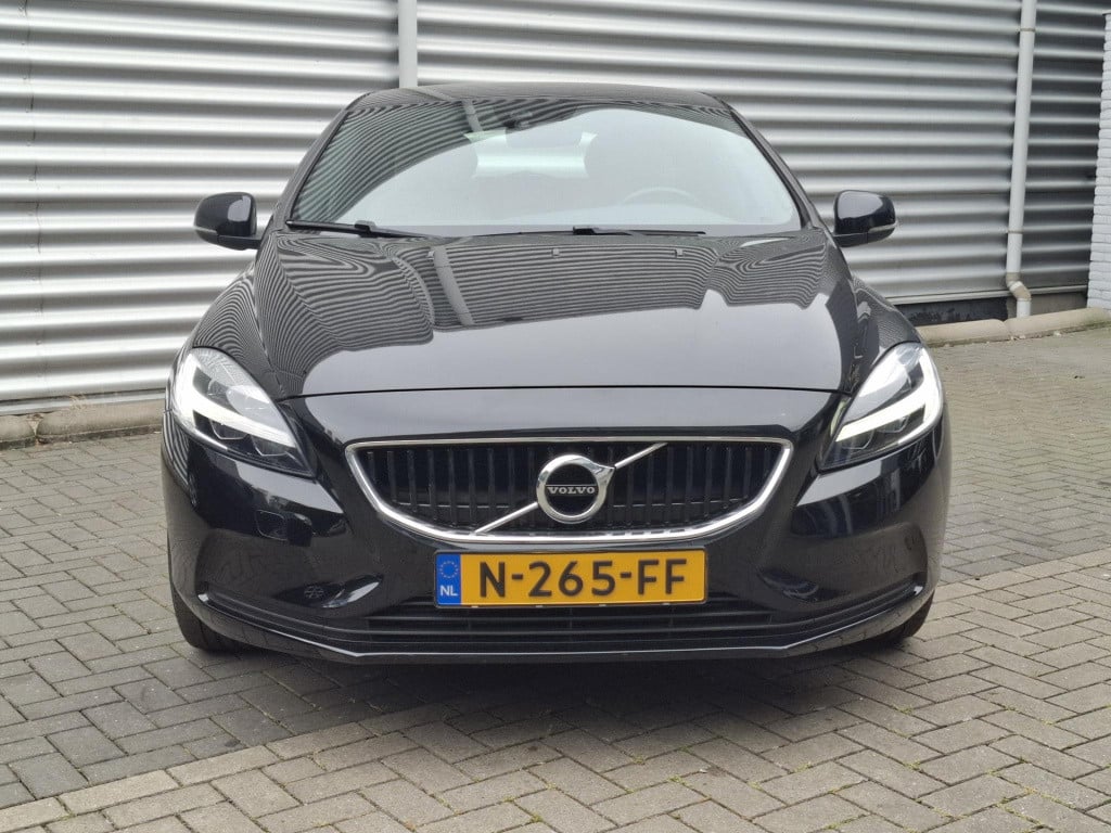 Volvo V40 1.5 t2 inscription automaat leer/nav/clima/park