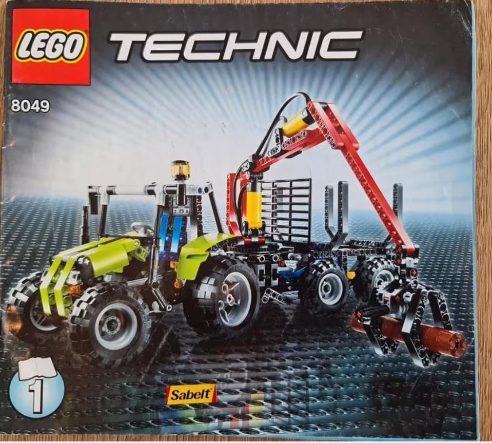 Lego Technic : Tractor met boomstammentrailer 8049
