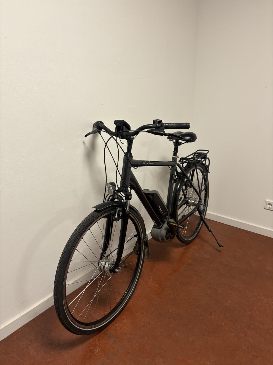 Elektrische herenfiets sterke bosch middenmotor