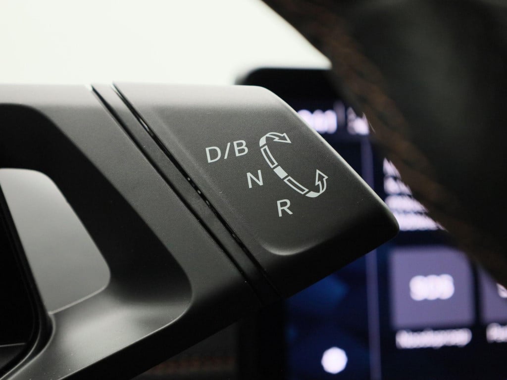 Cupra Born business 62 kwh | navigatie | apple carplay / android auto | ach