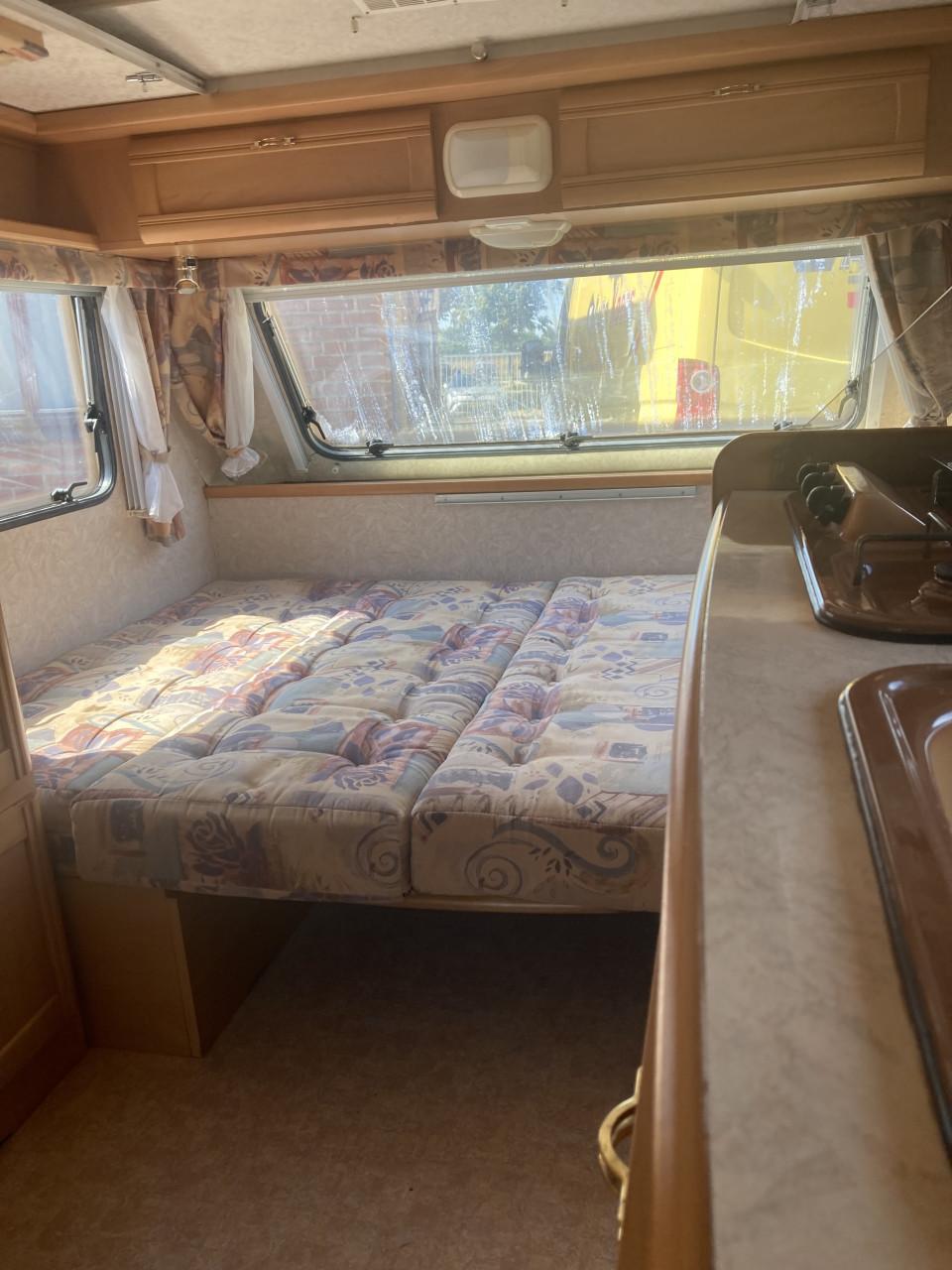 Rapido 39T uit 1999 | Eigen kenteken | Lichtgewicht Caravan!