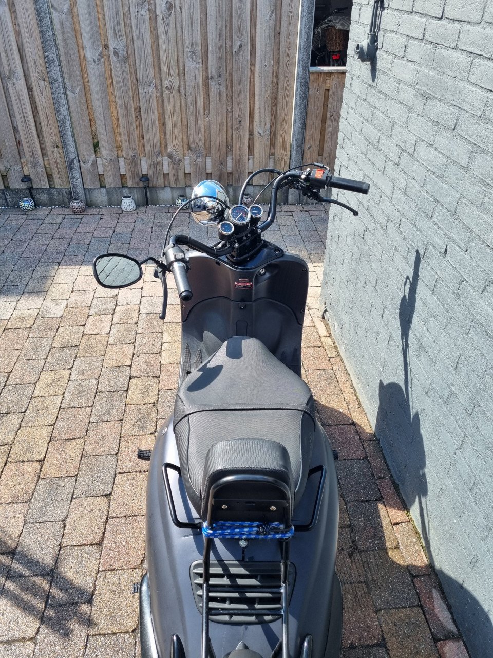 Senzo grande retro scooter