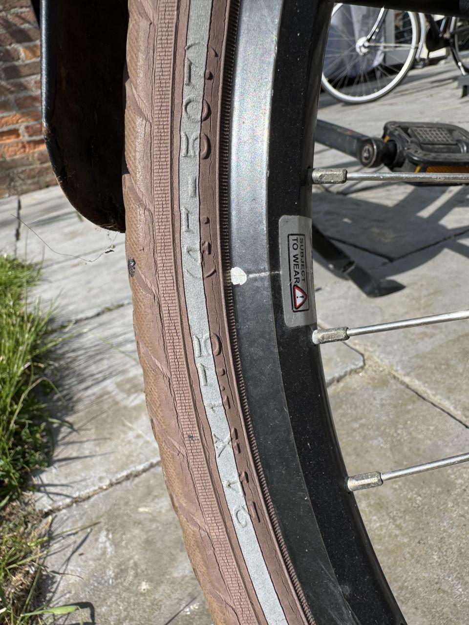 Tweedehands Cortina meisjesfiets zwart