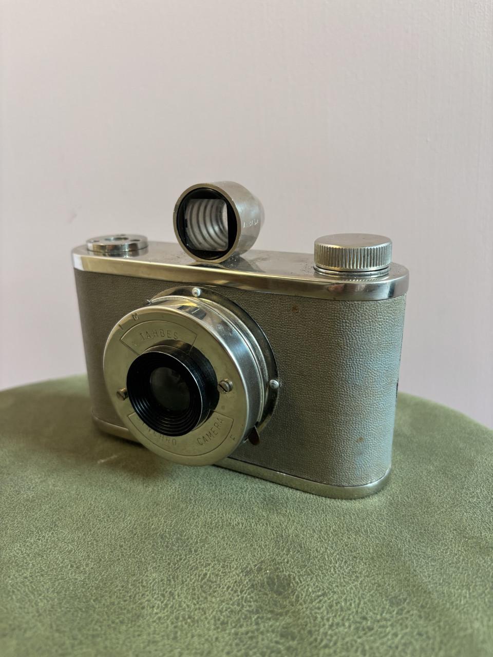 Vintage Tahbes Camera met Albada viewer 1948 + Leren Tas