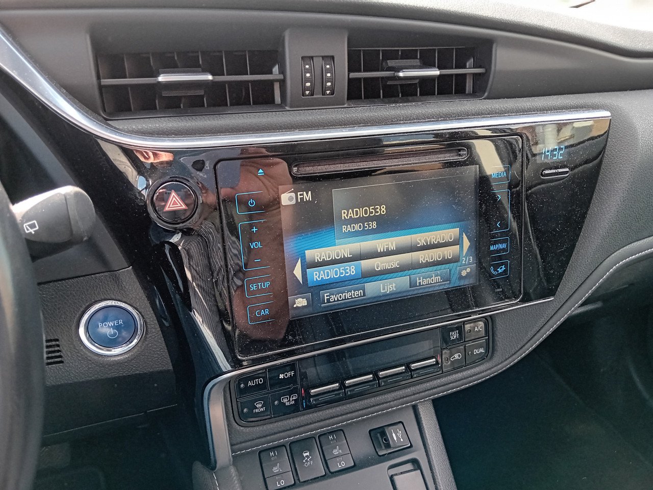 Toyota Auris Touring Sports