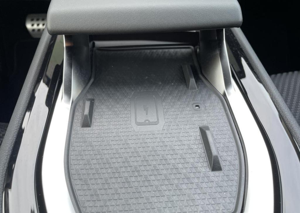 Renault Austral 1.2 e-tech full hybrid 200 iconic esprit alpine - nieuw mod