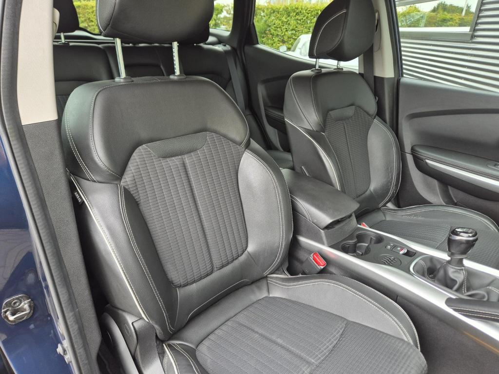 Renault Kadjar tce 130 bose camera + p-sensoren, dode hoek bewaking, bose a