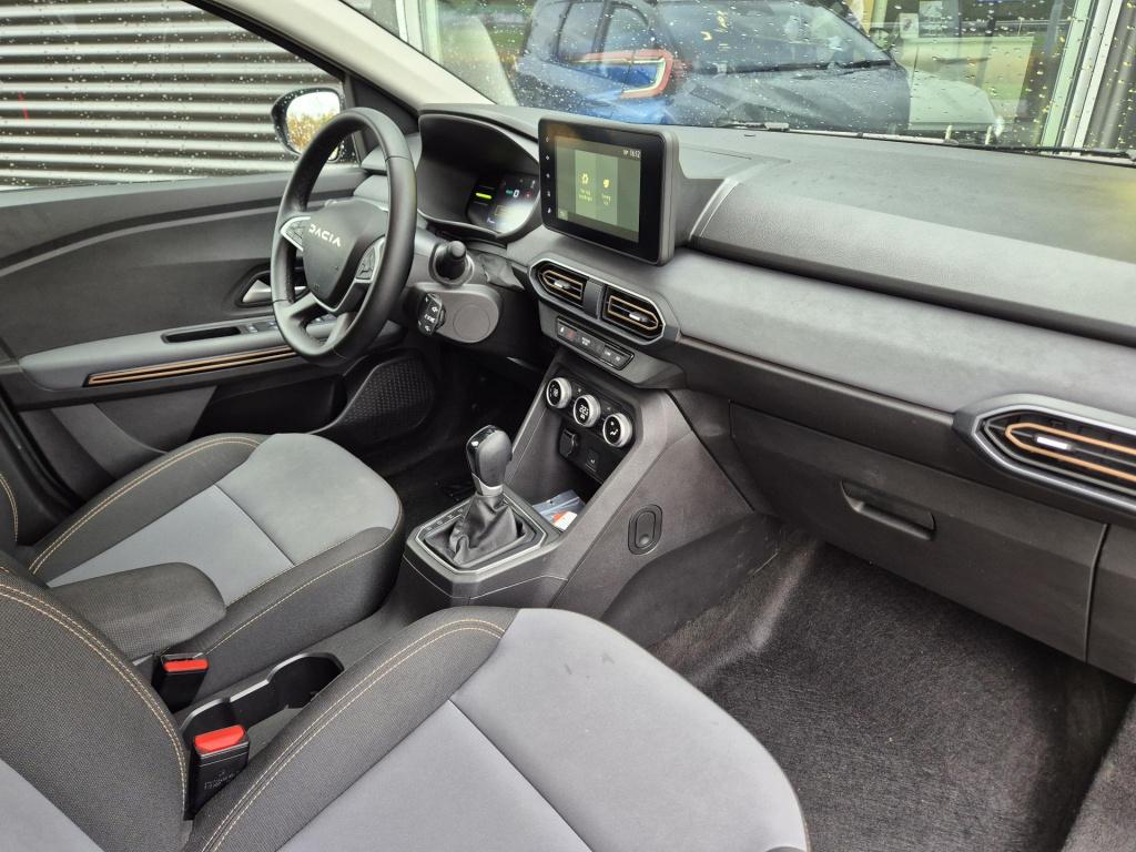 Dacia Jogger 1.6 hybrid automaat 140 extreme 7 pers. camera, blind spot det