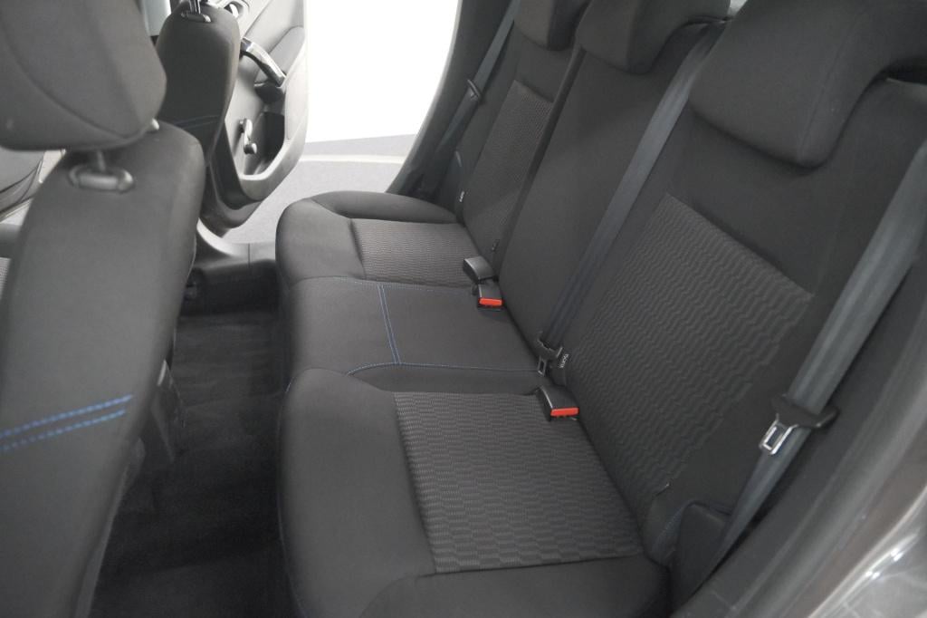 Peugeot 208 puretech 82 signature | apple carplay | parkeersensoren | navig