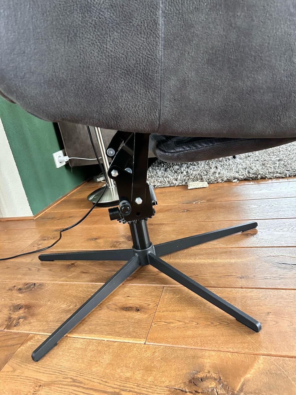 Te koop mooie sta op fauteuil mt L