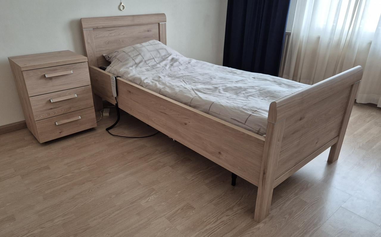Electrisch verstelbaar bed