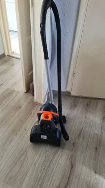 Stofzuiger merk SAUBER -Cicloon- zonder zaak-500W