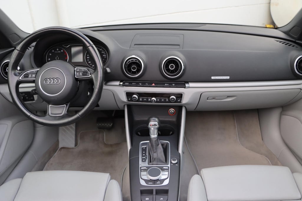 Audi A3 cabriolet 1.8 tfsi quattro ambition pro line s open days