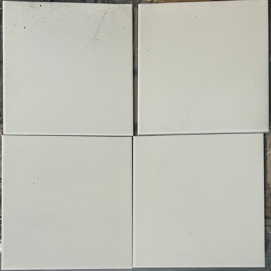 Diverse goedkope partijen binnentegels