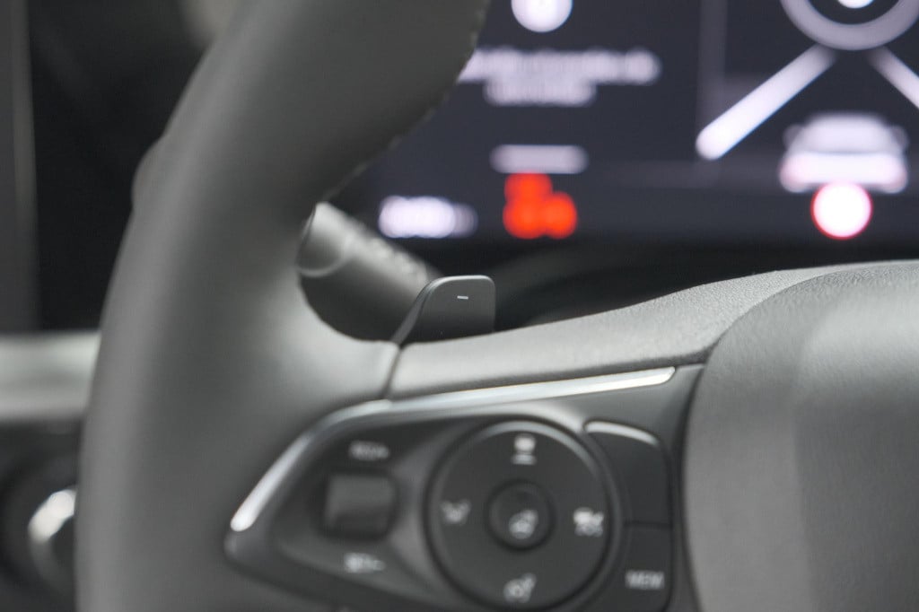 Opel Mokka turbo 131 at8 ultimate | adaptieve cruise control | stoelmassage